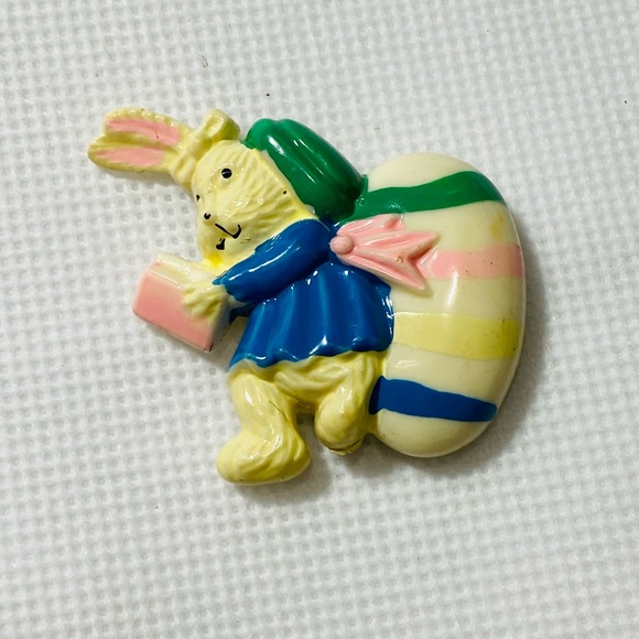 Other - Vintage Painted Acrylic Easter Bunny Magnet